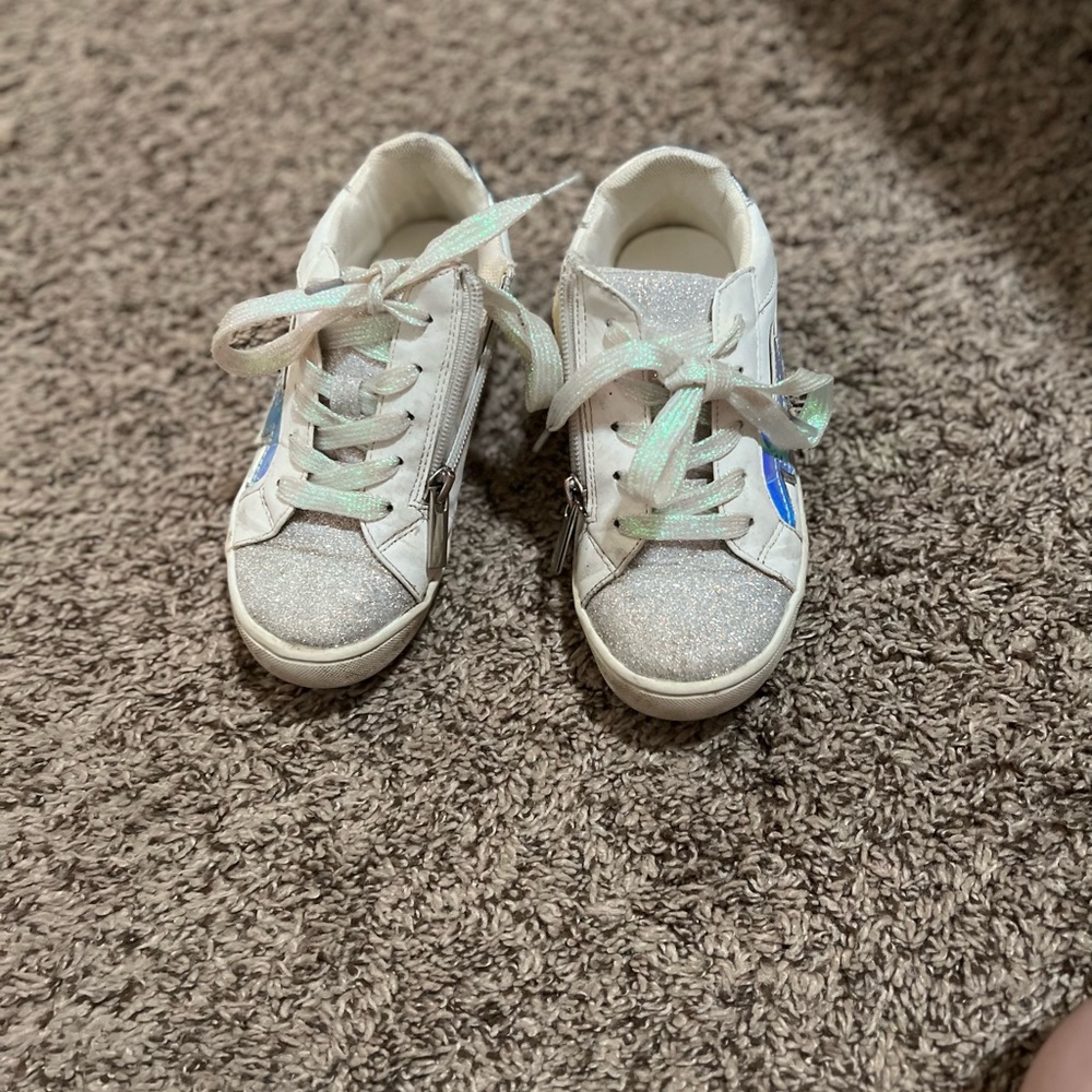 Little girls size 13 kidpik sneakers